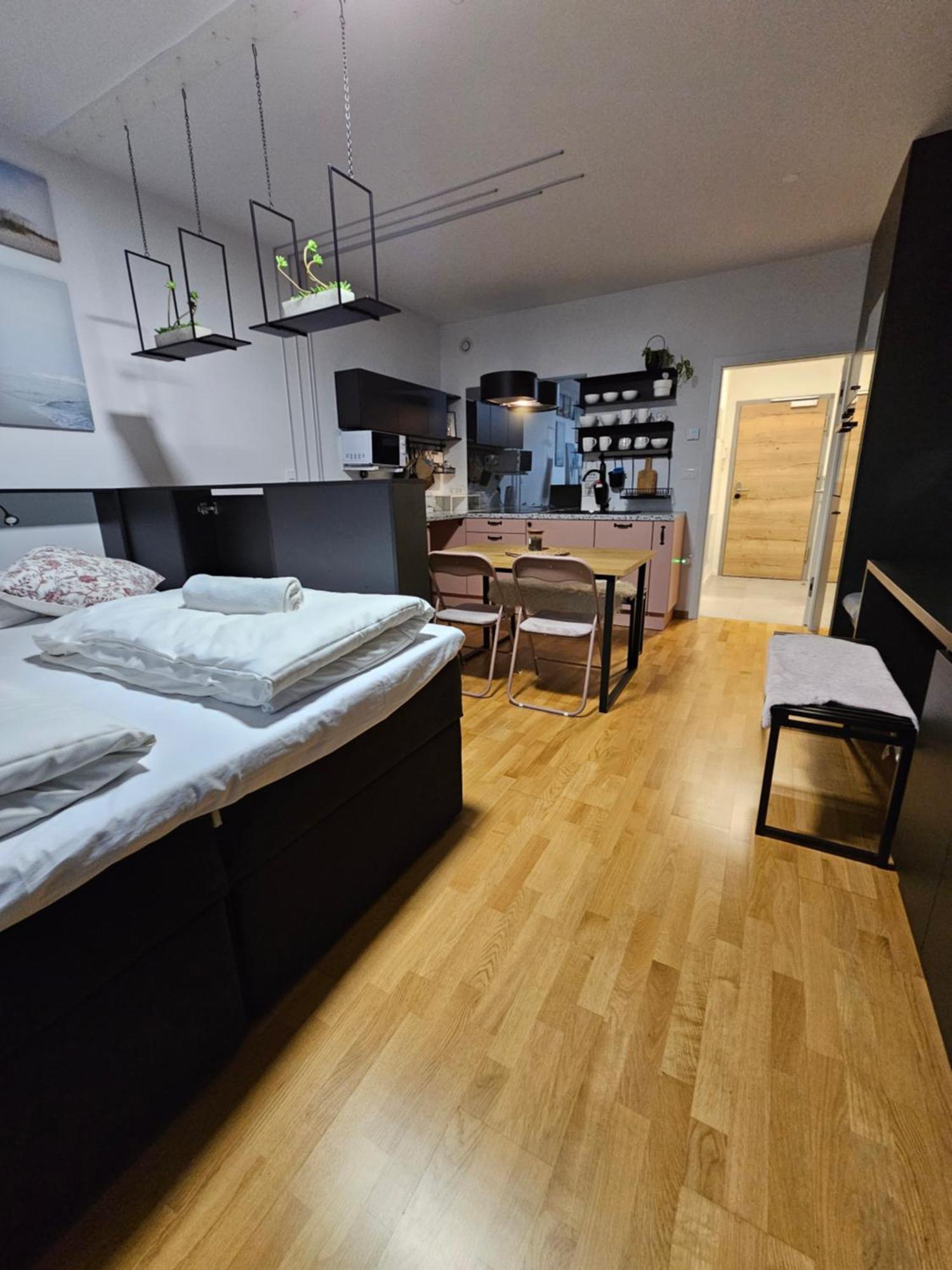 Bed & Breakfast Rezidenca Pipanova Liubliana Habitación foto
